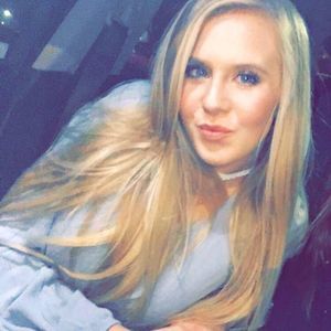 Meet your Posher, Christin